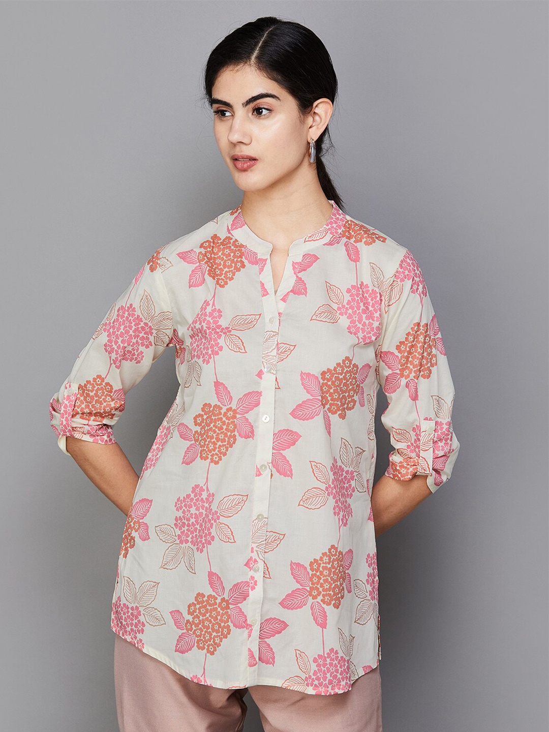 Melange by Lifestyle Floral Printed Mandarin Collar Pure Cotton Straight Kurti, Off white
Melange by Lifestyle Floral Printed Mandarin Collar Pure Cotton Straight Kurti, Off white