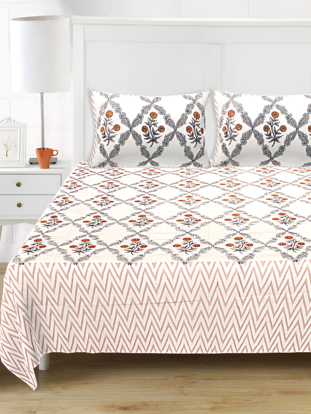 SARYU HOMES White Floral Printed 210 TC Pure Cotton King Bedsheet with 2 Pillow Covers
SARYU HOMES White Floral Printed 210 TC Pure Cotton King Bedsheet with 2 Pillow Covers