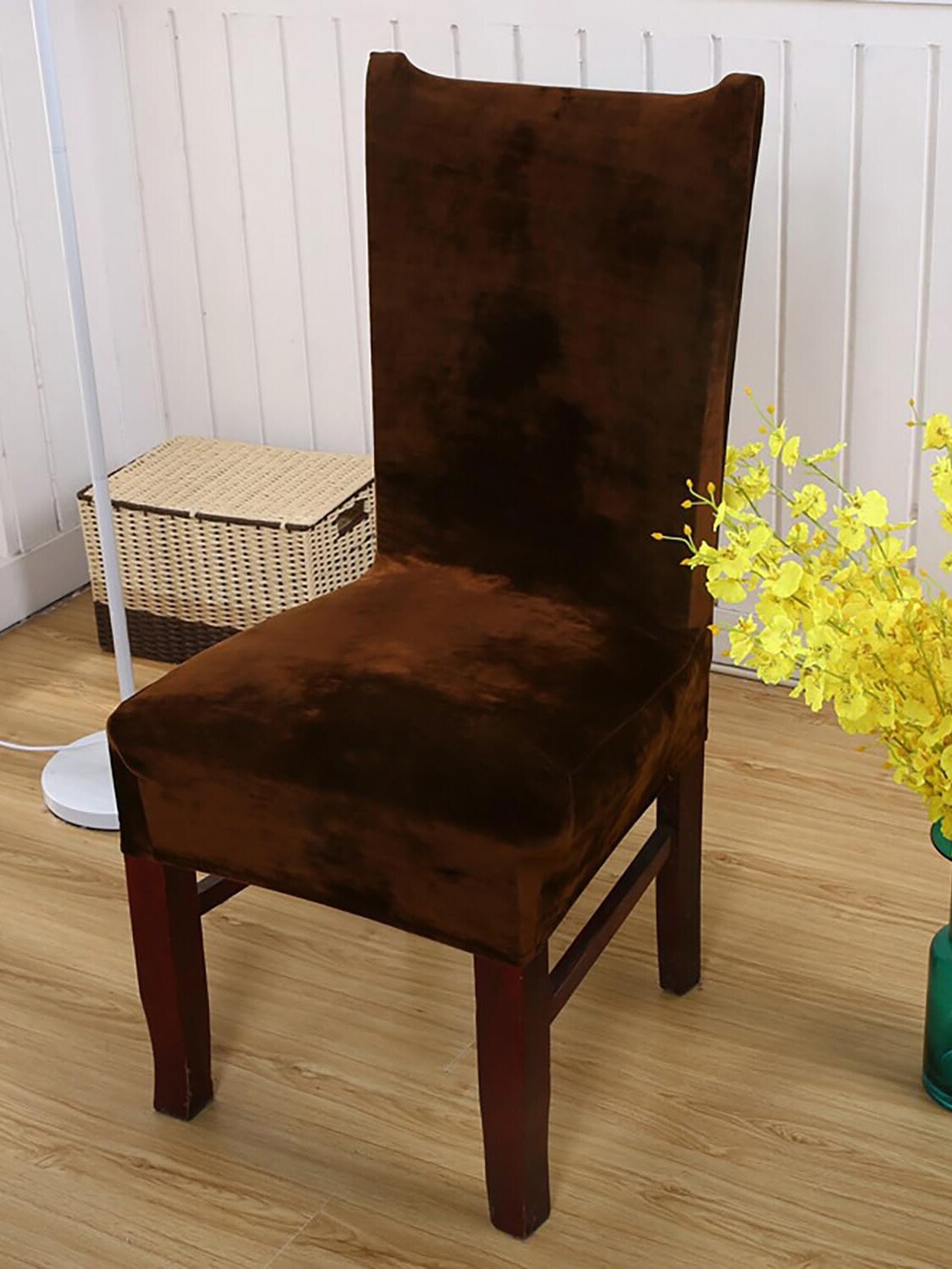 HOUSE OF QUIRK Brown 4 Pieces Velvet Stretchable & Removable Dining Table Chair Covers
HOUSE OF QUIRK Brown 4 Pieces Velvet Stretchable & Removable Dining Table Chair Covers