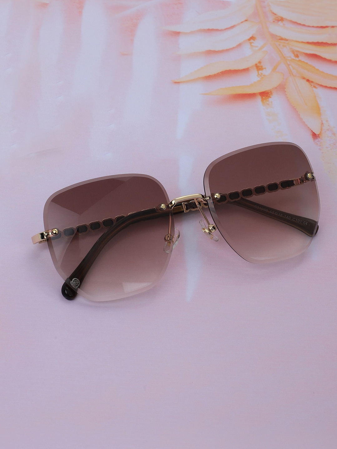 Carlton London Women Premium Oversized Sunglasses with UV Protected Lens CLSW314, Gold
Carlton London Women Premium Oversized Sunglasses with UV Protected Lens CLSW314, Gold