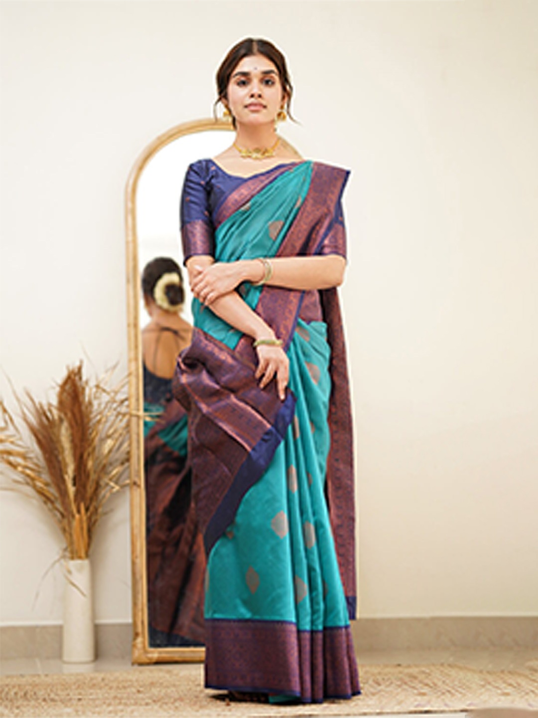 Areca Designer Ethnic Motifs Woven Design Zari Art Silk Banarasi Saree, Turquoise blue
Areca Designer Ethnic Motifs Woven Design Zari Art Silk Banarasi Saree, Turquoise blue