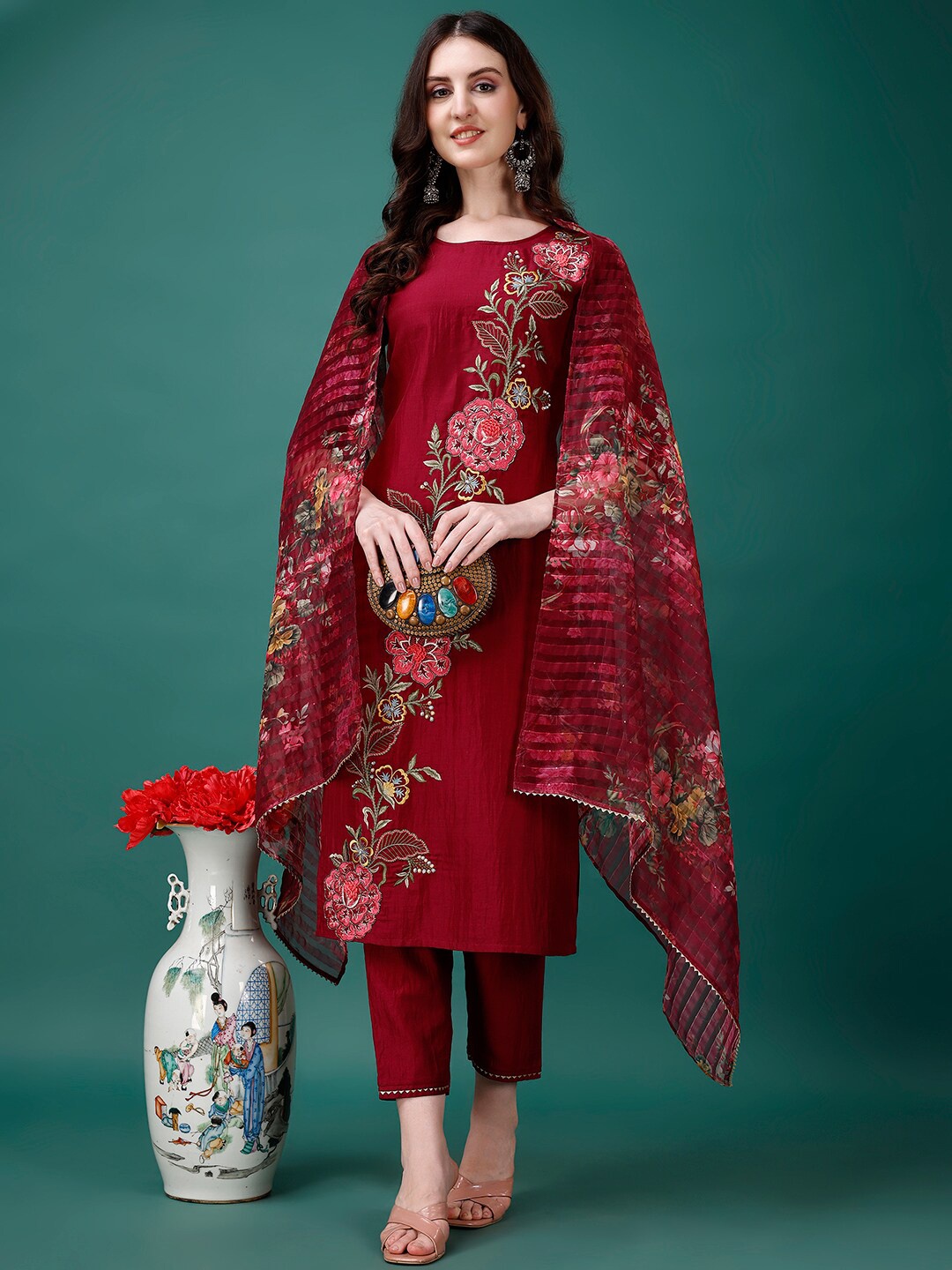 KALINI Floral Embroidered Beads & Stone Chanderi Cotton Kurta with Trousers & Dupatta, Burgundy
KALINI Floral Embroidered Beads & Stone Chanderi Cotton Kurta with Trousers & Dupatta, Burgundy