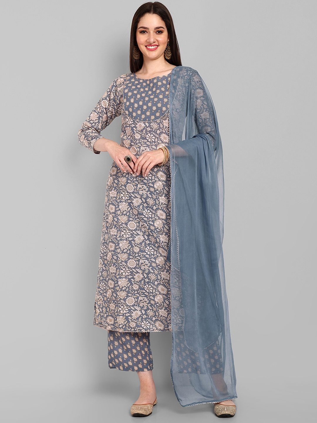 KALINI Floral Printed Regular Gotta Patti Pure Cotton Kurta with Trousers & Dupatta, Grey
KALINI Floral Printed Regular Gotta Patti Pure Cotton Kurta with Trousers & Dupatta, Grey