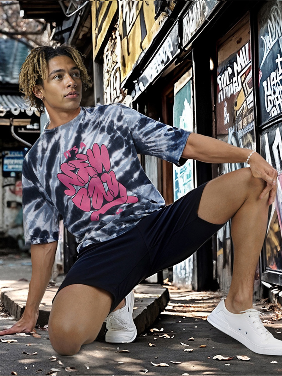 Kook N Keech Pure Cotton Tie and Dye Drop-Shoulder Sleeves Oversized T-shirt, Navy blue
Kook N Keech Pure Cotton Tie and Dye Drop-Shoulder Sleeves Oversized T-shirt, Navy blue