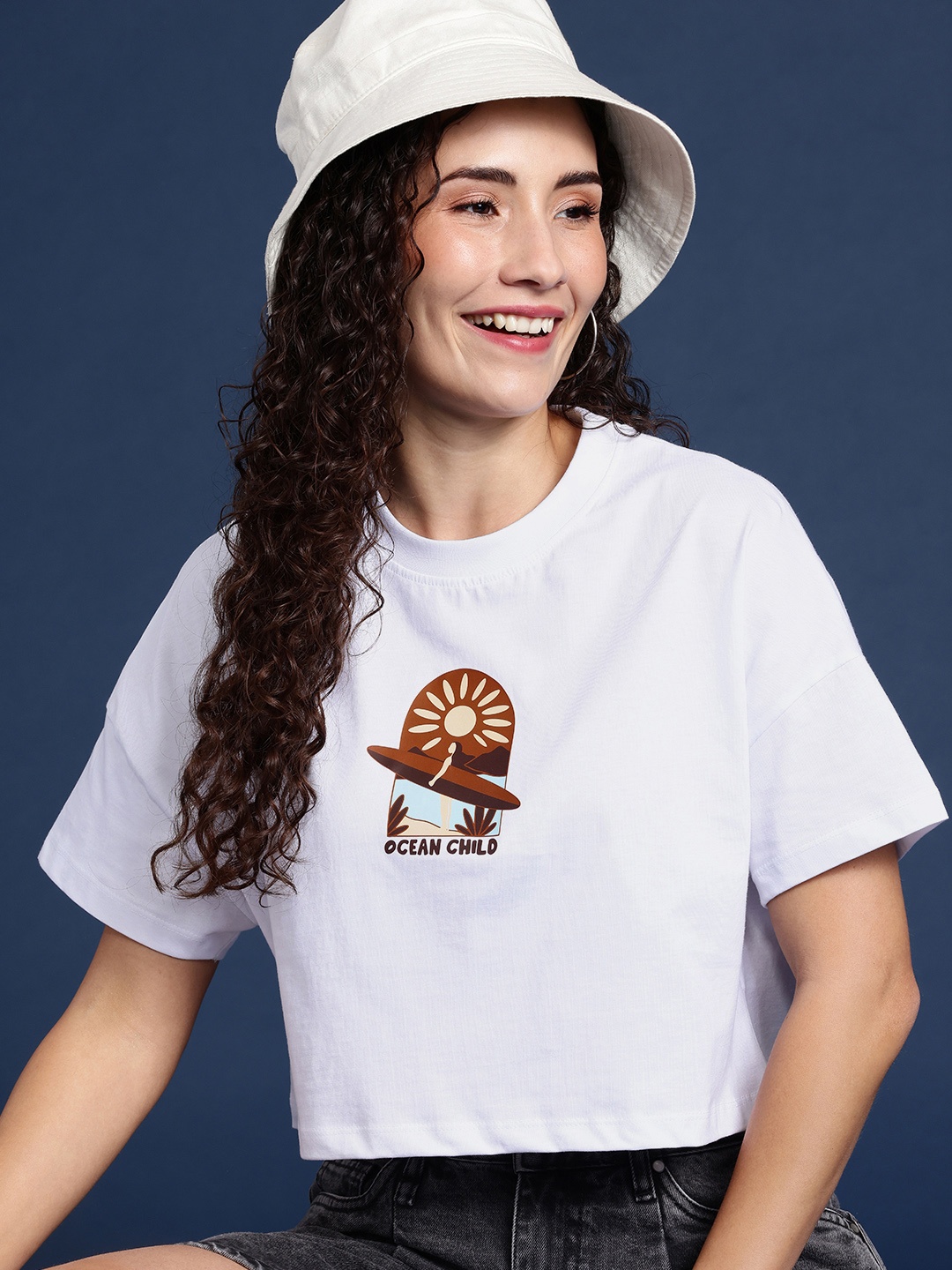 Mast & Harbour Printed Drop-Shoulder Sleeves Oversized Bio Finish Pure Cotton Crop T-shirt, White
Mast & Harbour Printed Drop-Shoulder Sleeves Oversized Bio Finish Pure Cotton Crop T-shirt, White