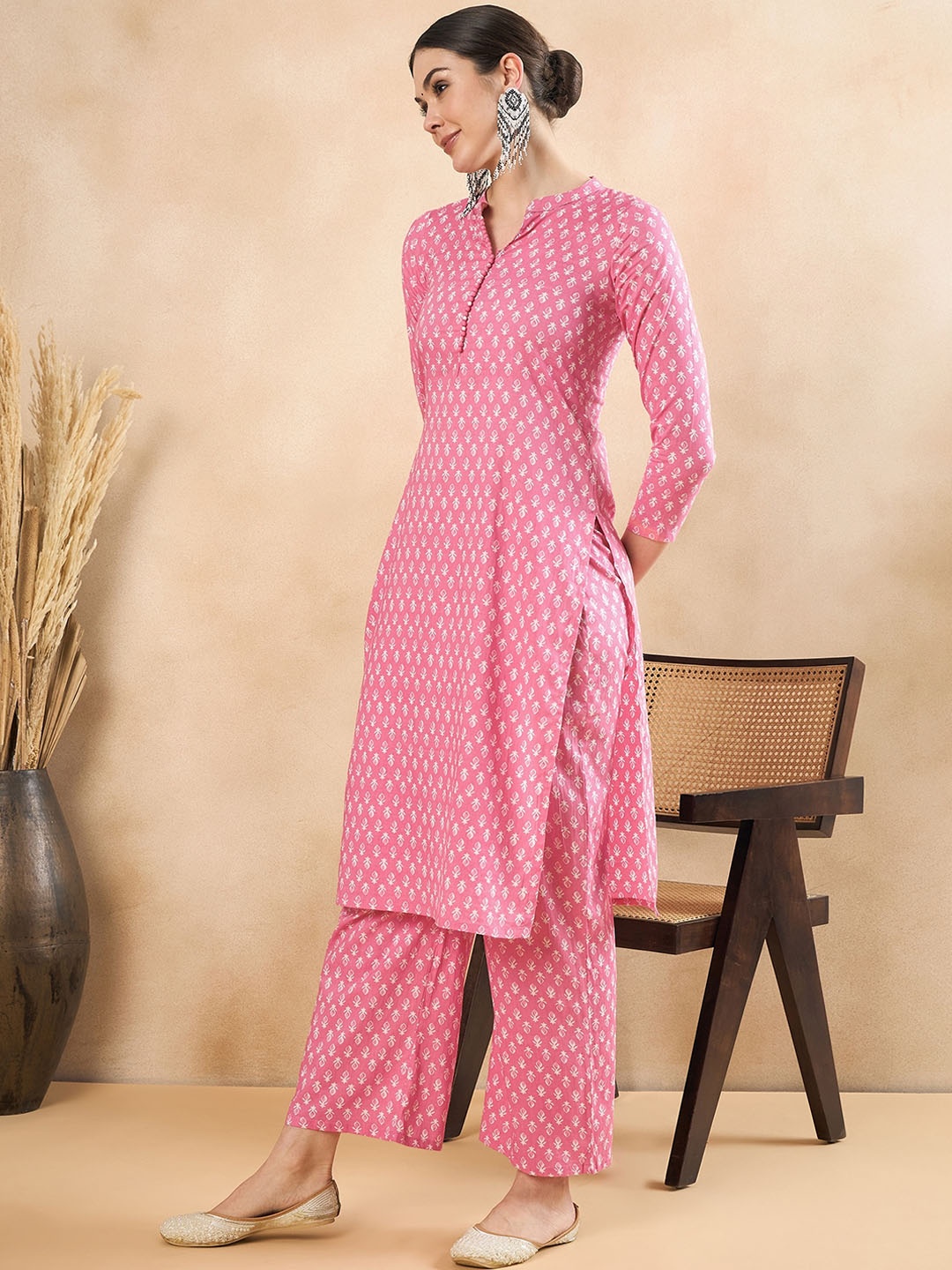 Anouk Pink Ethnic Motifs Printed Mandarin Collar Pure Cotton Straight Kurta With Trouser
Anouk Pink Ethnic Motifs Printed Mandarin Collar Pure Cotton Straight Kurta With Trouser