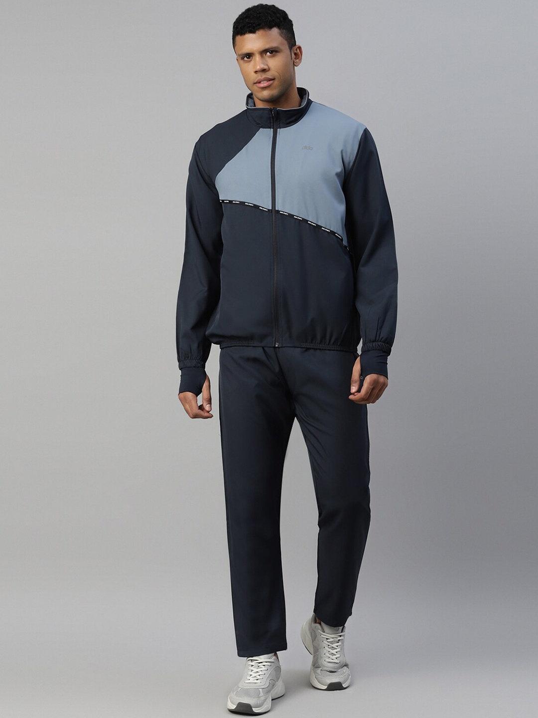 DIDA Men Elite Premium Colorblock Quick-Dry Body-Fit Activewear Sports Fitness Track Suit, Navy blue
DIDA Men Elite Premium Colorblock Quick-Dry Body-Fit Activewear Sports Fitness Track Suit, Navy blue