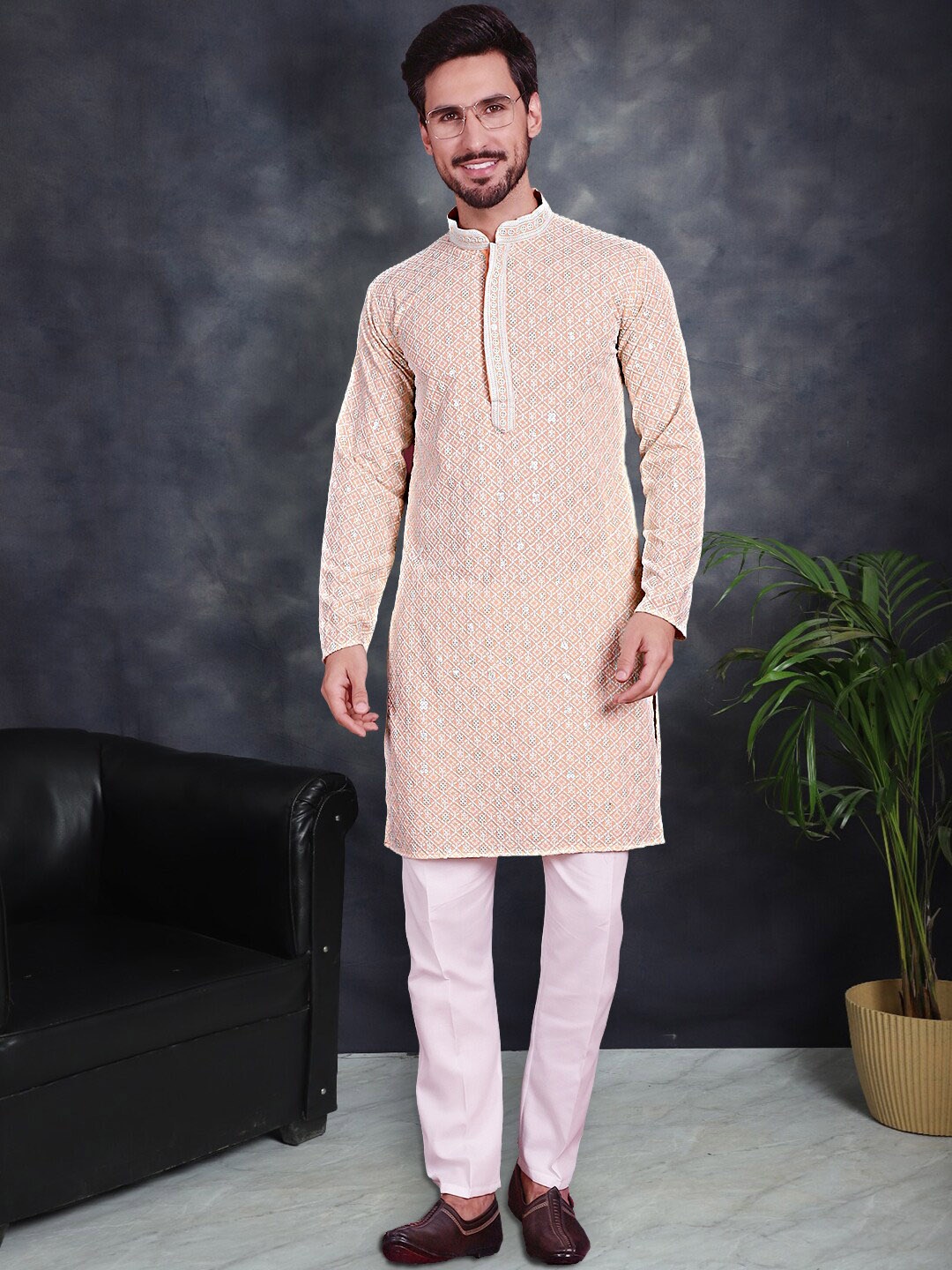 Jompers Ethnic Embroidered Mandarin Collar Chikankari Pure Cotton Kurta with Pyjamas, Peach
Jompers Ethnic Embroidered Mandarin Collar Chikankari Pure Cotton Kurta with Pyjamas, Peach
