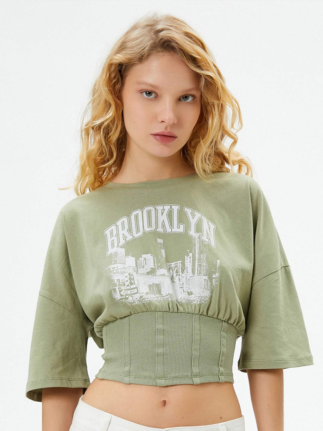 Koton Typography Printed Drop-Shoulder Sleeves Pure Cotton Crop T-shirt, Green
Koton Typography Printed Drop-Shoulder Sleeves Pure Cotton Crop T-shirt, Green