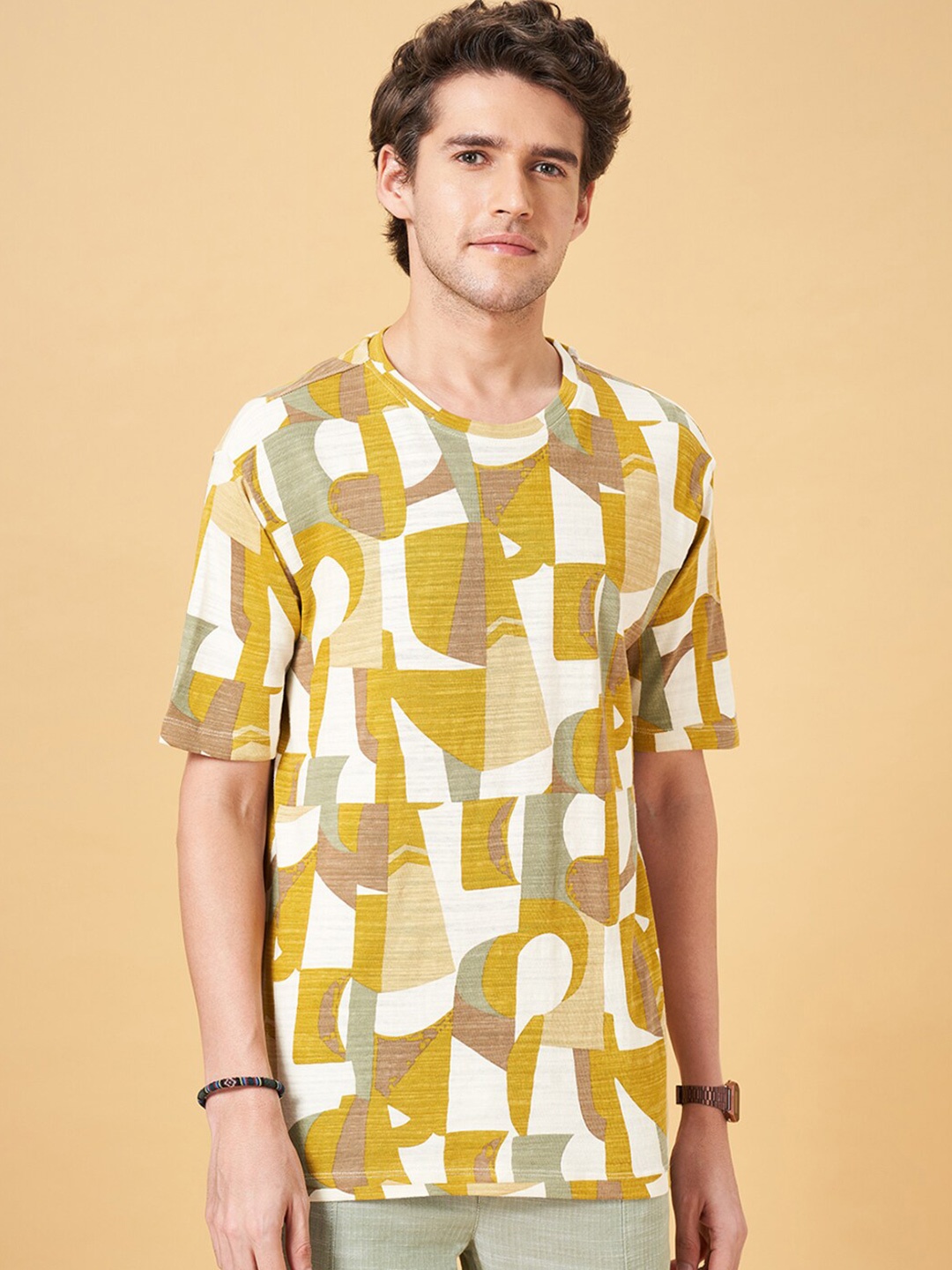 7 Alt by Pantaloons Abstract Printed Round Neck Short Sleeves Cotton Regular T-shirt, Off white
7 Alt by Pantaloons Abstract Printed Round Neck Short Sleeves Cotton Regular T-shirt, Off white