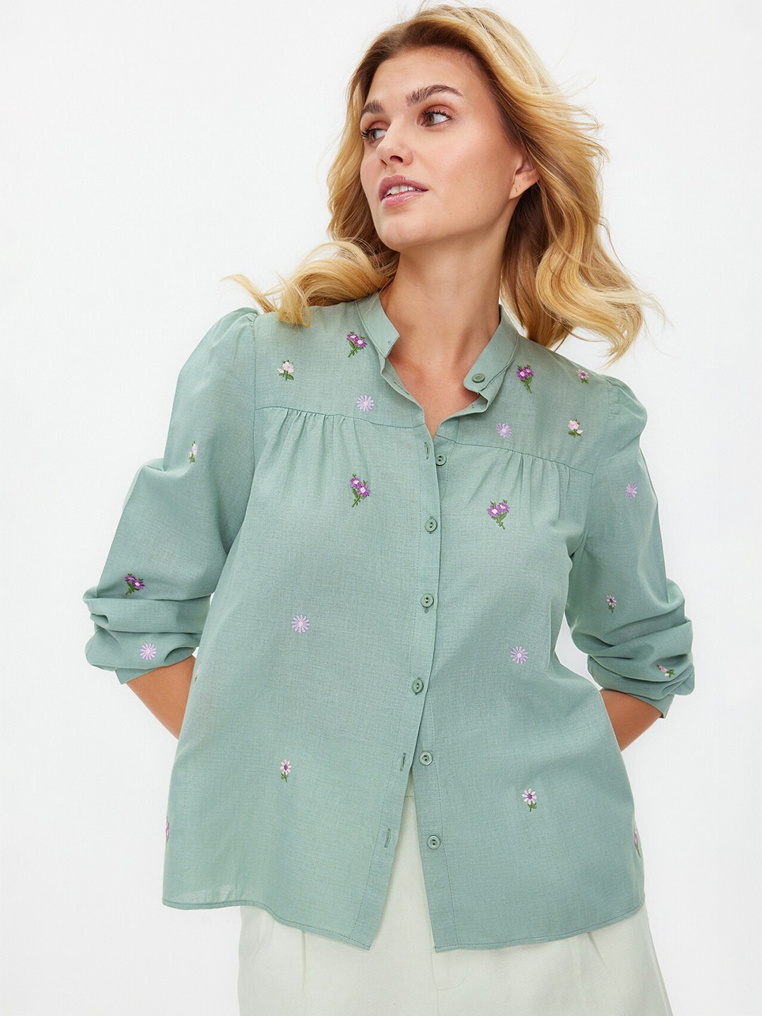 Trendyol Floral Embroidered Shirt Collar Cuffed Sleeves Shirt Style Top, Green
Trendyol Floral Embroidered Shirt Collar Cuffed Sleeves Shirt Style Top, Green