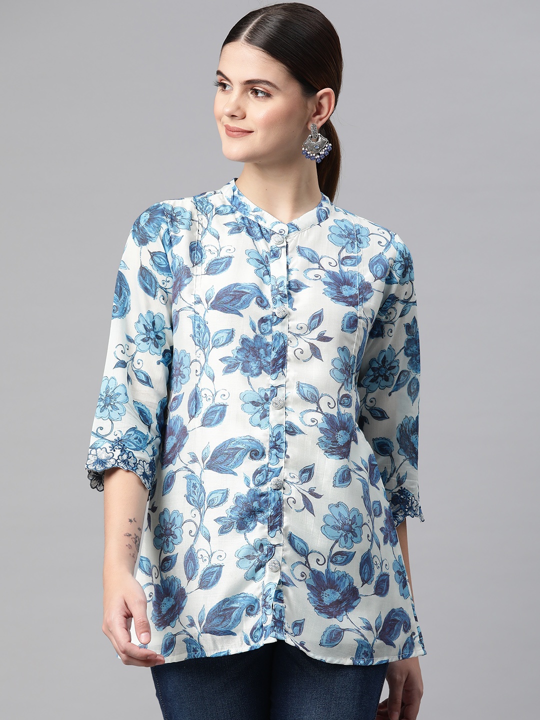 Readiprint Fashions Floral Print Mandarin Collar Pure Silk Longline Ethnic Top, Blue
Readiprint Fashions Floral Print Mandarin Collar Pure Silk Longline Ethnic Top, Blue