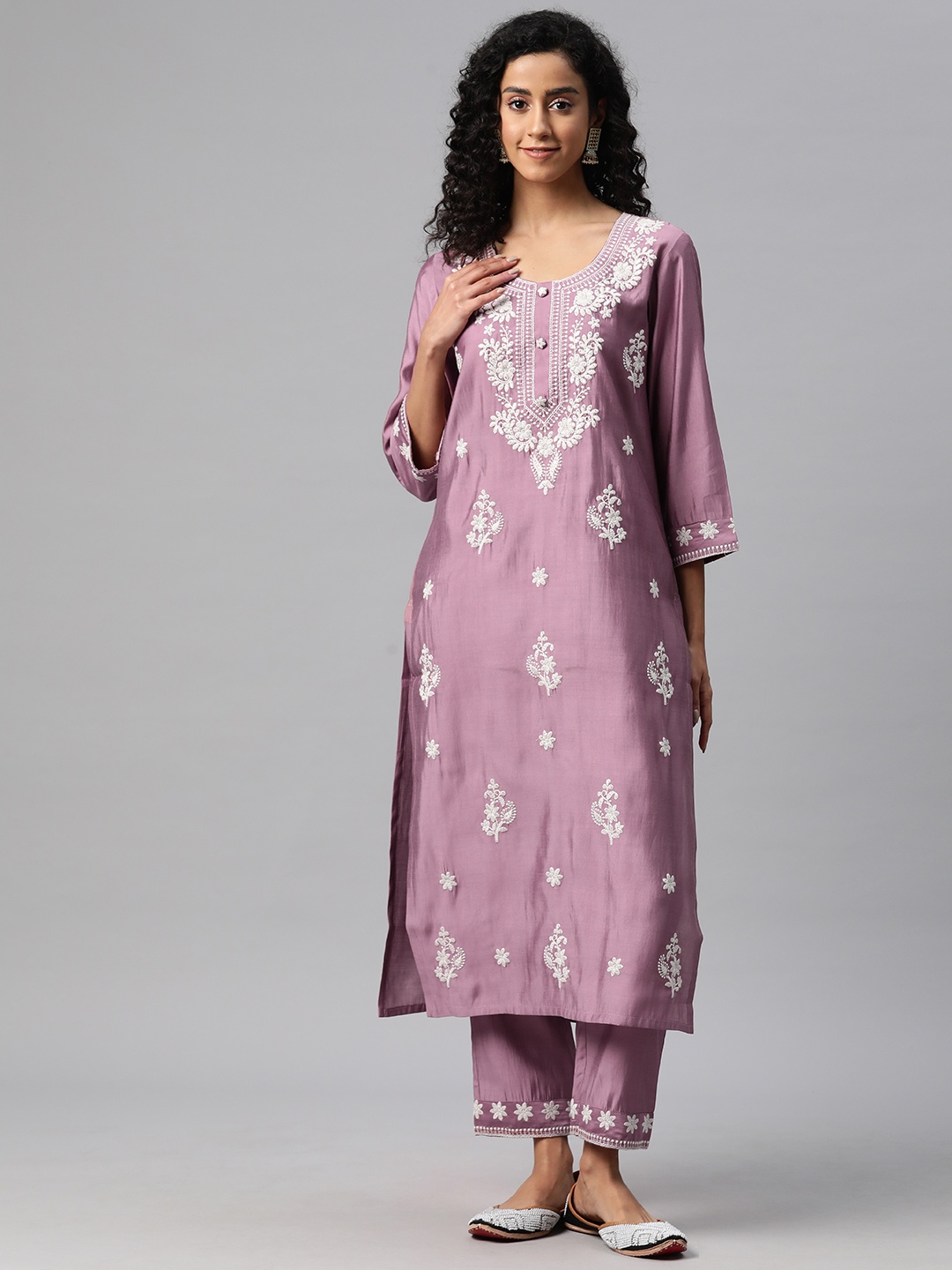Readiprint Women Floral Embroidered Regular Sequinned Chanderi Silk Kurta with Palazzos, Mauve
Readiprint Women Floral Embroidered Regular Sequinned Chanderi Silk Kurta with Palazzos, Mauve