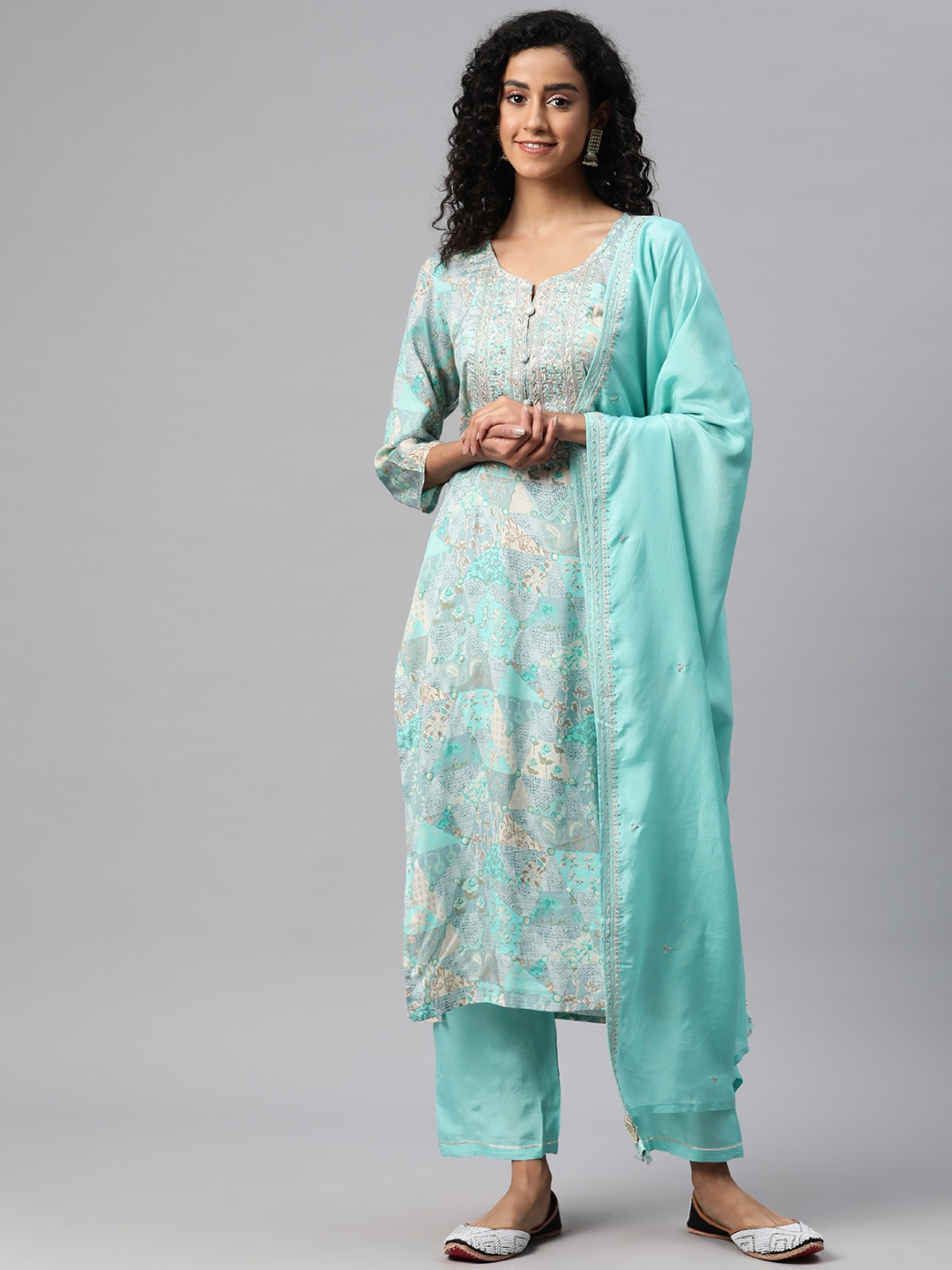 Readiprint Fashions Women Floral Printed Regular Thread Work Pure Silk Kurta with Palazzos & With Dupatta, Turquoise blue
Readiprint Fashions Women Floral Printed Regular Thread Work Pure Silk Kurta with Palazzos & With Dupatta, Turquoise blue