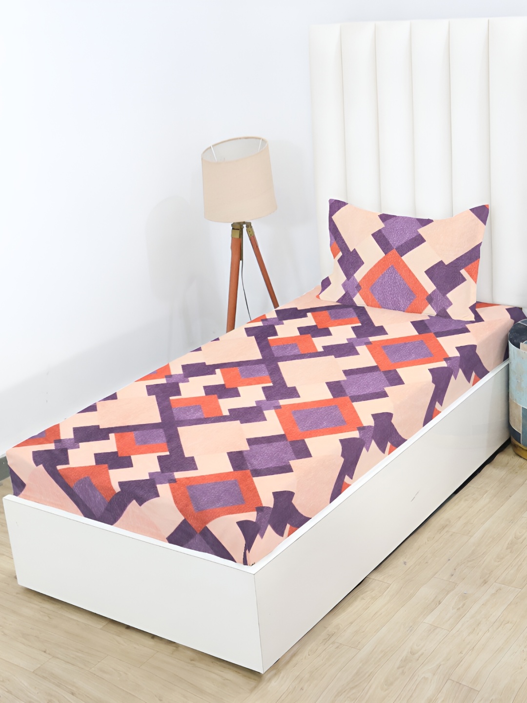 RD TREND Cream & Purple Geometric Cotton Fitted 210 TC Single Bedsheet With 1 Pillow Cover
RD TREND Cream & Purple Geometric Cotton Fitted 210 TC Single Bedsheet With 1 Pillow Cover