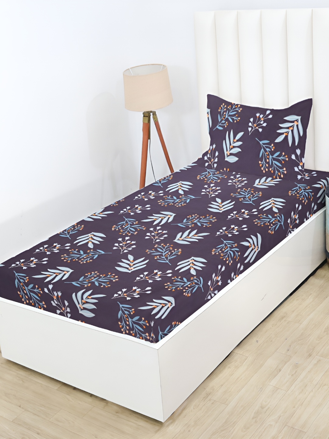 RD TREND Navy Blue & Blue Floral Cotton Fitted 210 TC Single Bedsheet With 1 Pillow Cover
RD TREND Navy Blue & Blue Floral Cotton Fitted 210 TC Single Bedsheet With 1 Pillow Cover