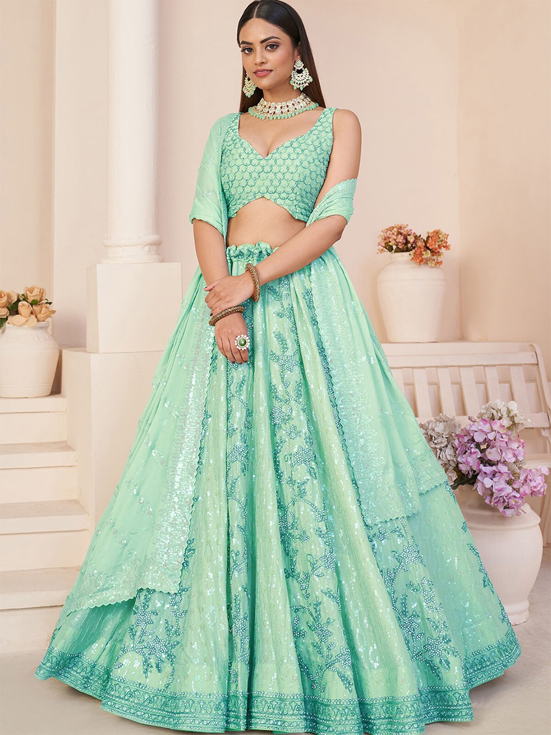 ODETTE Embellished Beads and Stones Semi-Stitched Lehenga & Unstitched Blouse With Dupatta, Green
ODETTE Embellished Beads and Stones Semi-Stitched Lehenga & Unstitched Blouse With Dupatta, Green