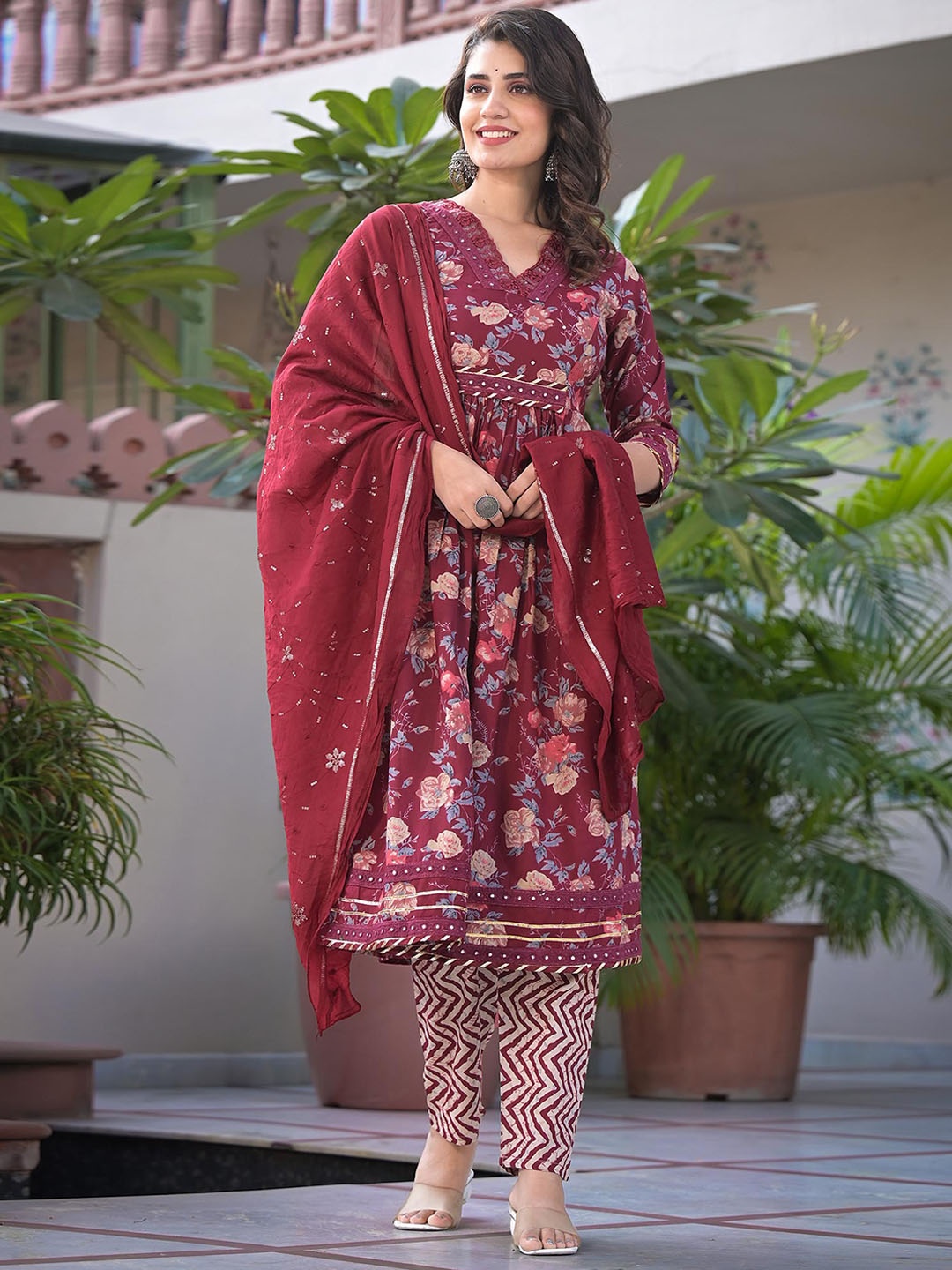 Peachmode Floral Printed Regular Pure Cotton Kurta With Trousers & Dupatta, Maroon
Peachmode Floral Printed Regular Pure Cotton Kurta With Trousers & Dupatta, Maroon