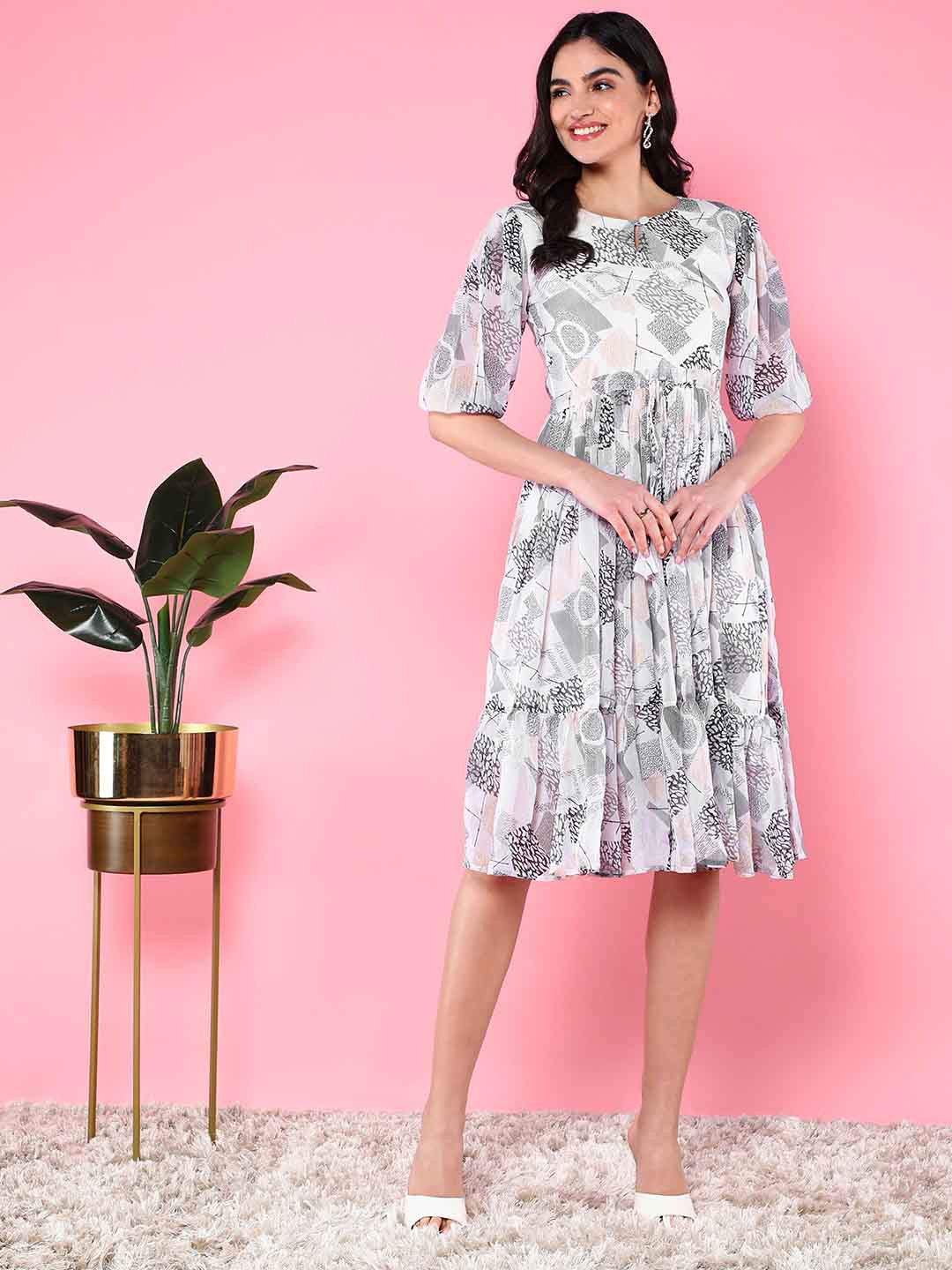 BAESD Floral Printed Keyhole Neck Puff Sleeves Gathered Detailed Fit & Flare Dress, White 
BAESD Floral Printed Keyhole Neck Puff Sleeves Gathered Detailed Fit & Flare Dress, White