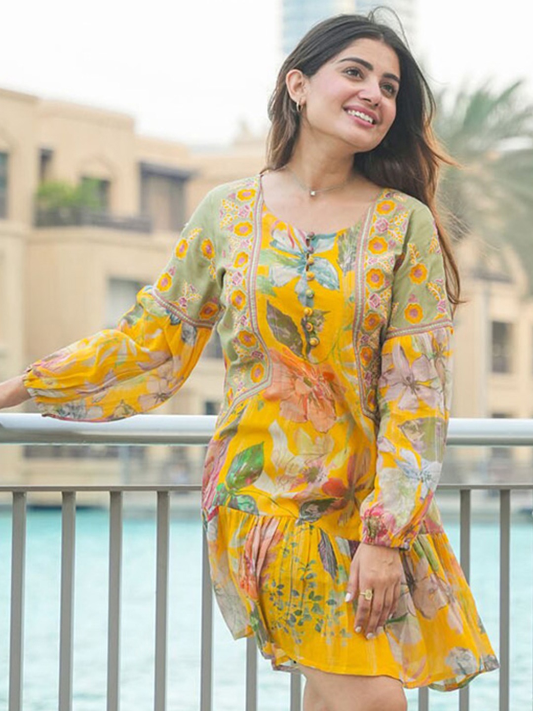 FASHION DWAR Floral Printed Puff Sleeves Gathered Detailed Pure Cotton A-Line Dress, Yellow
FASHION DWAR Floral Printed Puff Sleeves Gathered Detailed Pure Cotton A-Line Dress, Yellow
