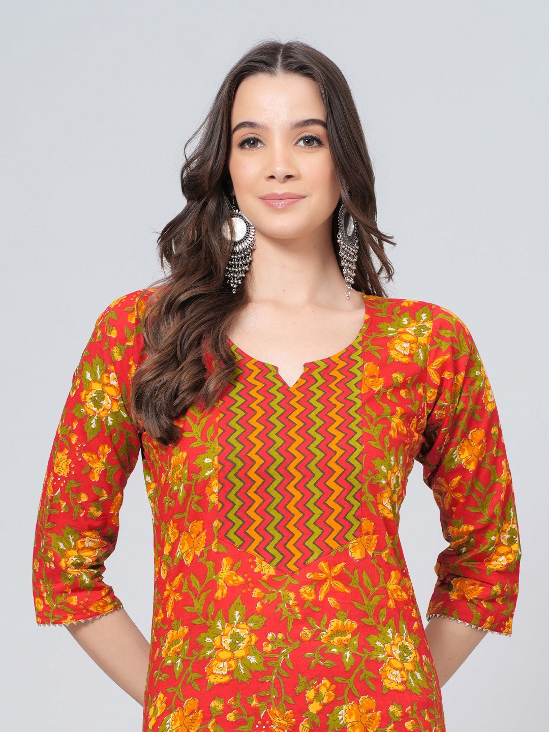 JAHIDA COMFORT WITH STYLE Floral Printed Gotta Patti Pure Cotton Kurta With Trouser, Red
JAHIDA COMFORT WITH STYLE Floral Printed Gotta Patti Pure Cotton Kurta With Trouser, Red