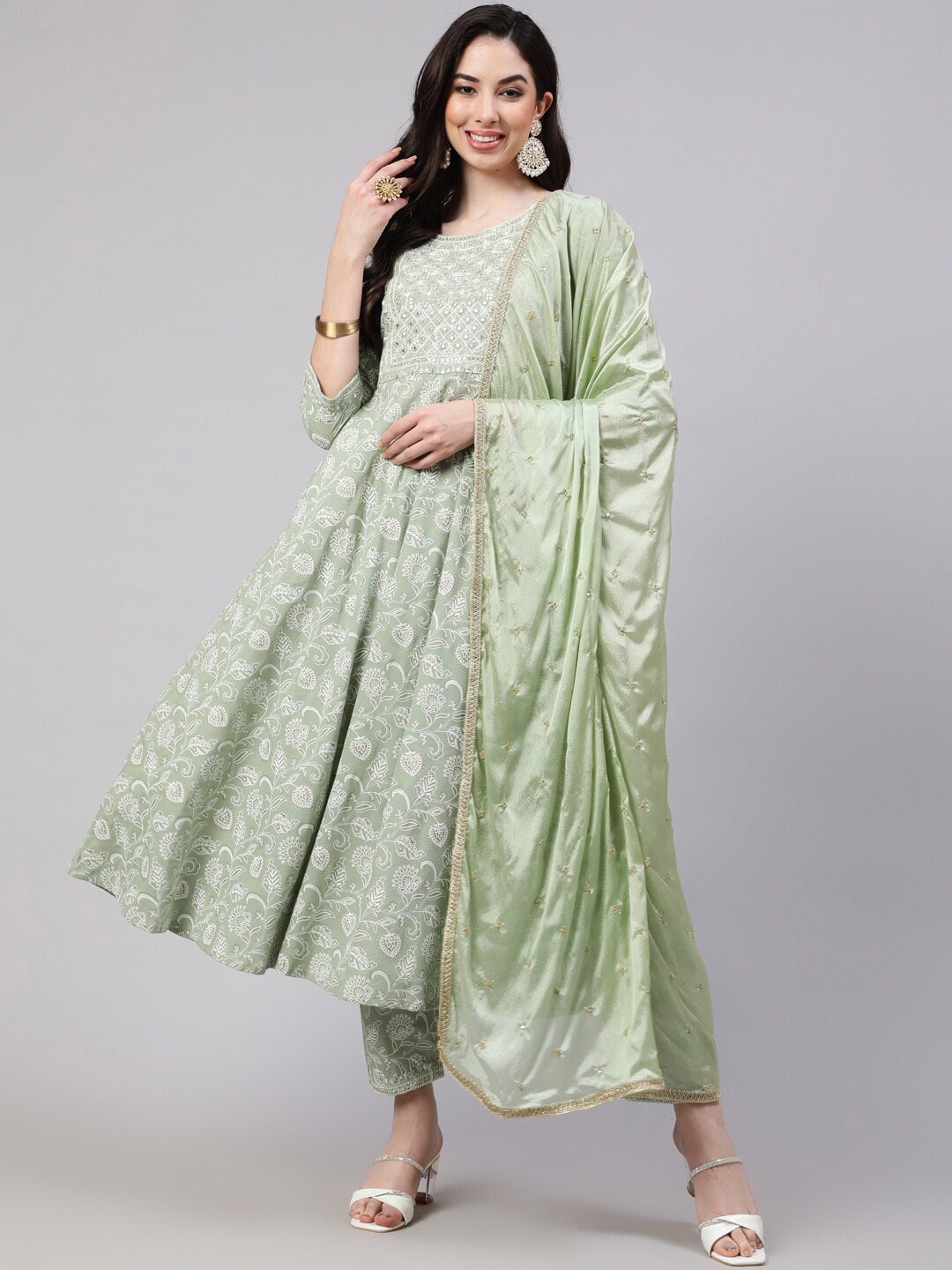 Nayo Ethnic Motifs Printed Thread Work Pure Cotton Kurta With Trouser & Dupatta, Green
Nayo Ethnic Motifs Printed Thread Work Pure Cotton Kurta With Trouser & Dupatta, Green