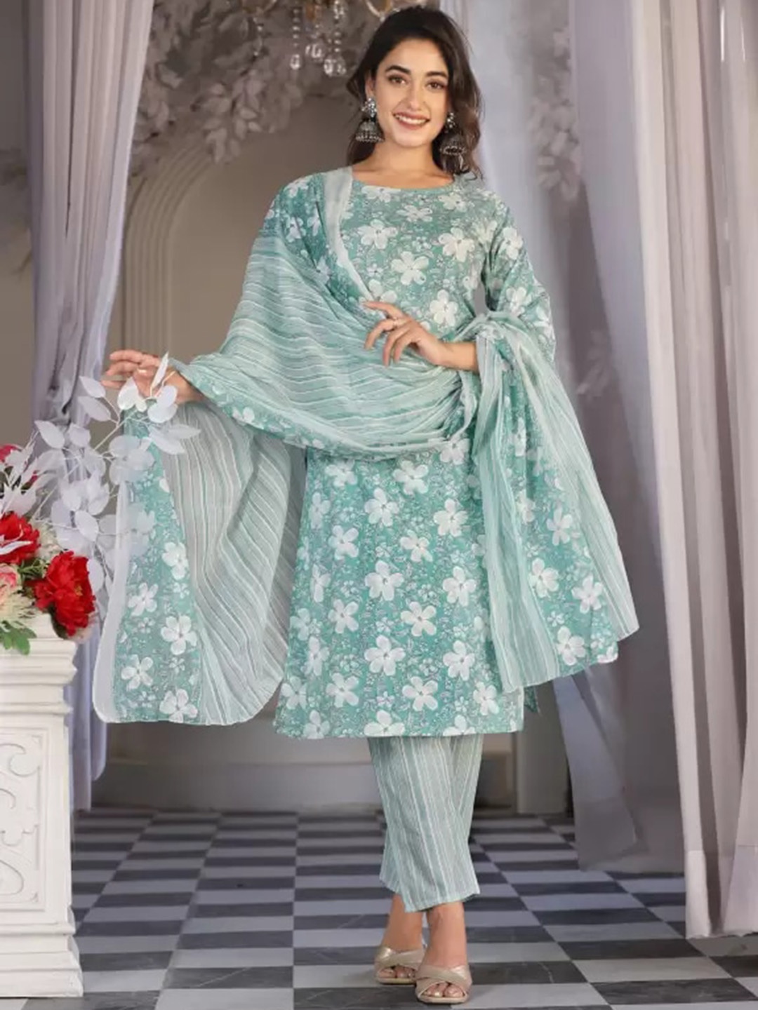 DARVIKAA COLLECTION Floral Printed Pure Cotton Kurta With Trousers & Dupatta, Sea green
DARVIKAA COLLECTION Floral Printed Pure Cotton Kurta With Trousers & Dupatta, Sea green