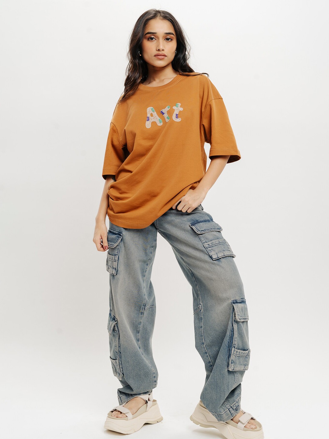 FREAKINS Brown Typography Printed Drop-Shoulder Sleeves Pure Cotton Longline T-shirt
FREAKINS Brown Typography Printed Drop-Shoulder Sleeves Pure Cotton Longline T-shirt