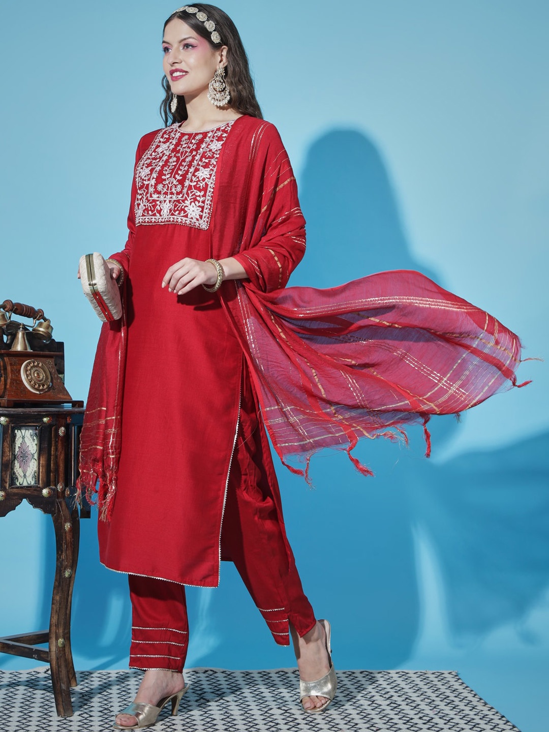 VredeVogel Floral Yoke Design Regular Thread Work Kurta With Trousers & Dupatta, Red
VredeVogel Floral Yoke Design Regular Thread Work Kurta With Trousers & Dupatta, Red