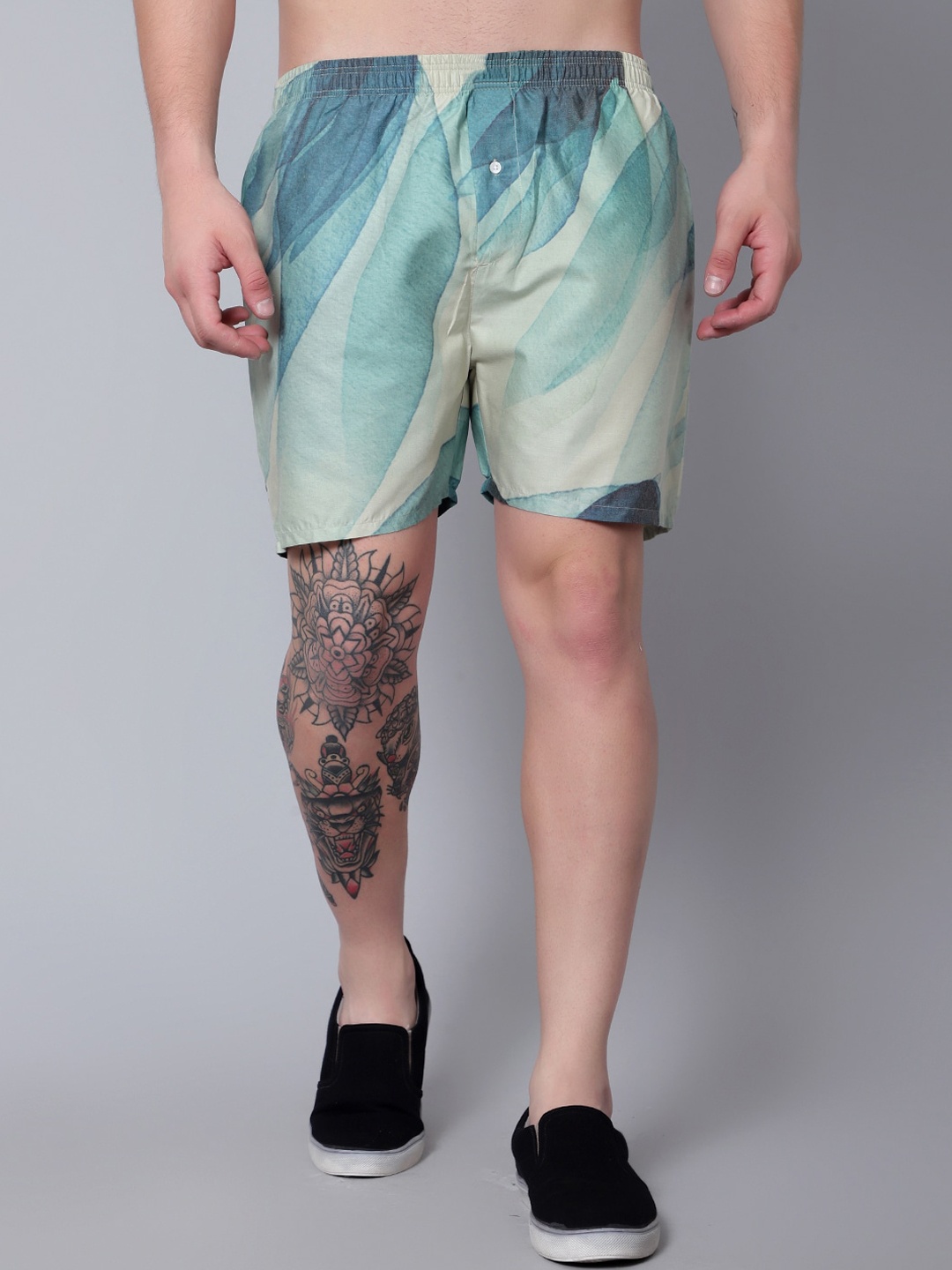 FINIVO FASHION Abstract Printed Pure Cotton Breathable Boxers- BOXER_2304_BLUE-BEIGE_S
FINIVO FASHION Abstract Printed Pure Cotton Breathable Boxers- BOXER_2304_BLUE-BEIGE_S