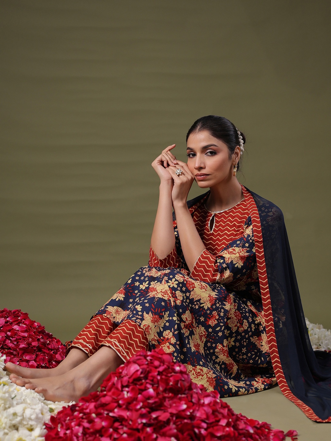 Indo Era Floral Printed Empire Gotta Patti Pure Cotton Kurta With Trousers & Dupatta, Blue
Indo Era Floral Printed Empire Gotta Patti Pure Cotton Kurta With Trousers & Dupatta, Blue