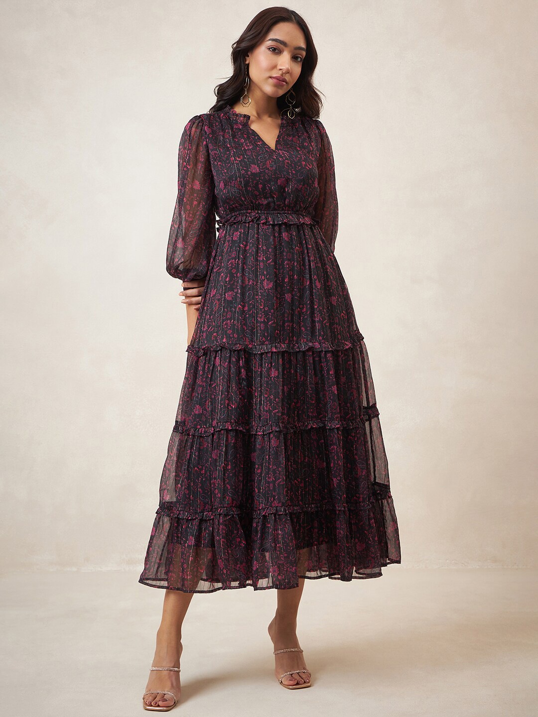 Femella Floral Printed Cuffed Sleeves Tiered Chiffon Fit and Flare Midi Dress, Black
Femella Floral Printed Cuffed Sleeves Tiered Chiffon Fit and Flare Midi Dress, Black
