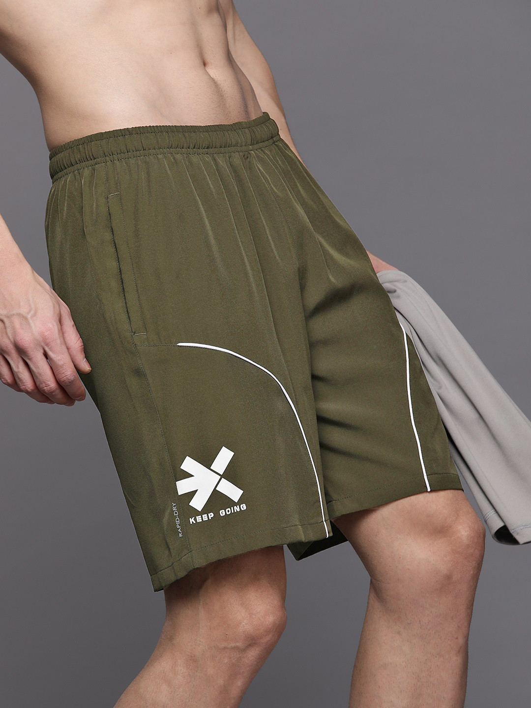 HRX by Hrithik Roshan Men Rapid-Dry Training Shorts, Olive
HRX by Hrithik Roshan Men Rapid-Dry Training Shorts, Olive