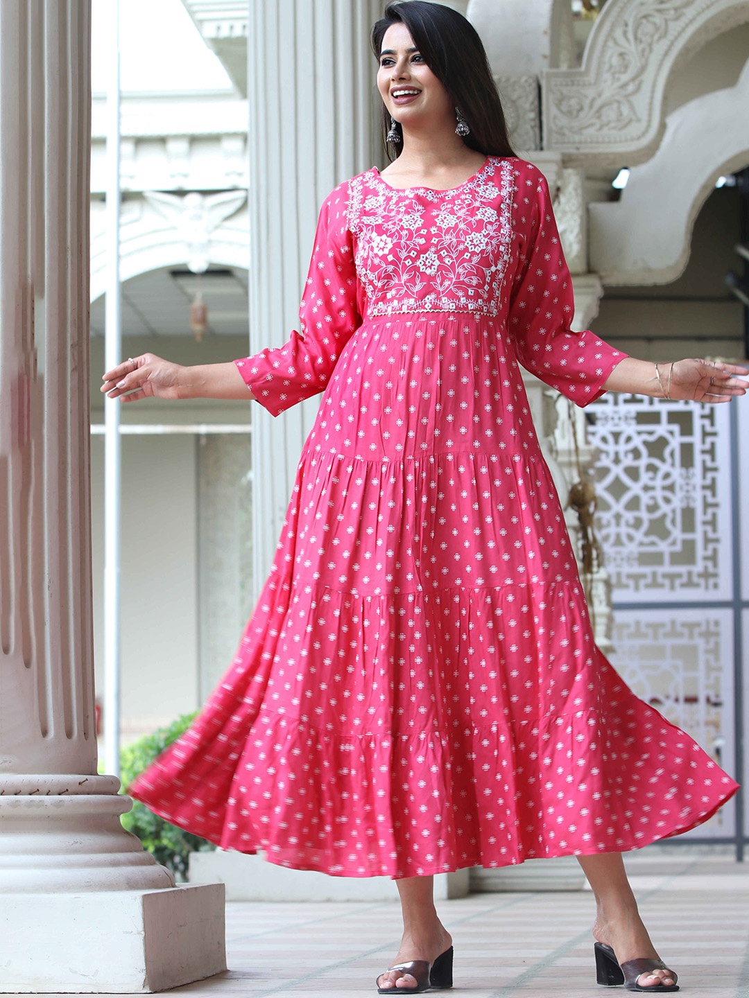 DARVIKAA COLLECTION Ethnic Motifs Printed Gathered Detailed Fit & Flare Midi Ethnic Dress, Pink
DARVIKAA COLLECTION Ethnic Motifs Printed Gathered Detailed Fit & Flare Midi Ethnic Dress, Pink