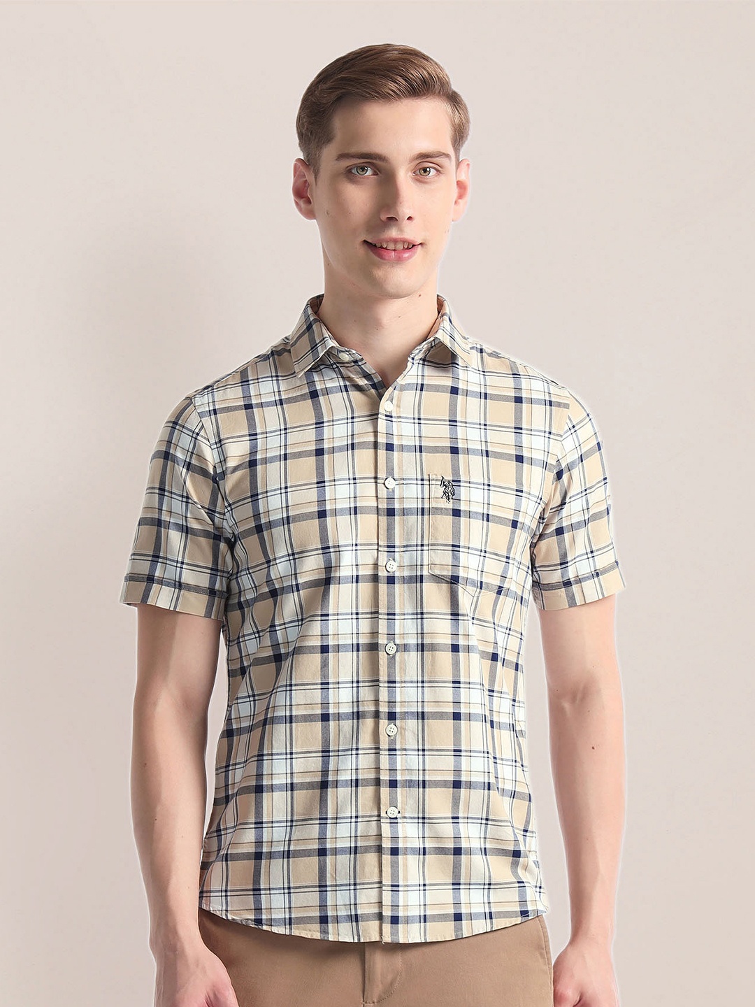 U.S. Polo Assn. Tartan Checked Spread Collar Short Sleeves Oxford Casual Shirt, Brown
U.S. Polo Assn. Tartan Checked Spread Collar Short Sleeves Oxford Casual Shirt, Brown