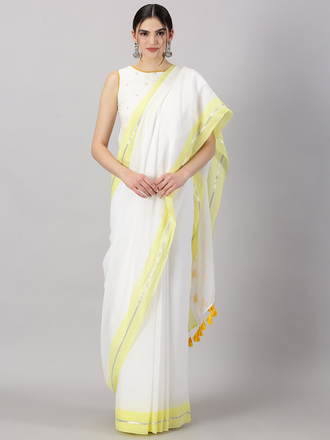 Weaves of Tradition Pure Cotton Saree With Tassels, White