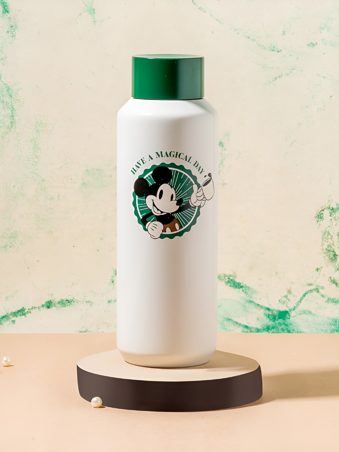 Starbucks White & Green Disney Mickey Mouse Printed Double Wall Vacuum Water Bottle 473ml
Starbucks White & Green Disney Mickey Mouse Printed Double Wall Vacuum Water Bottle 473ml