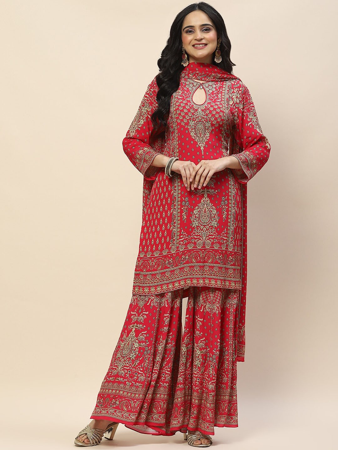 Meena Bazaar Ethnic Motifs Printed Keyhole Neck Kurta With Sharara & Dupatta, Red
Meena Bazaar Ethnic Motifs Printed Keyhole Neck Kurta With Sharara & Dupatta, Red