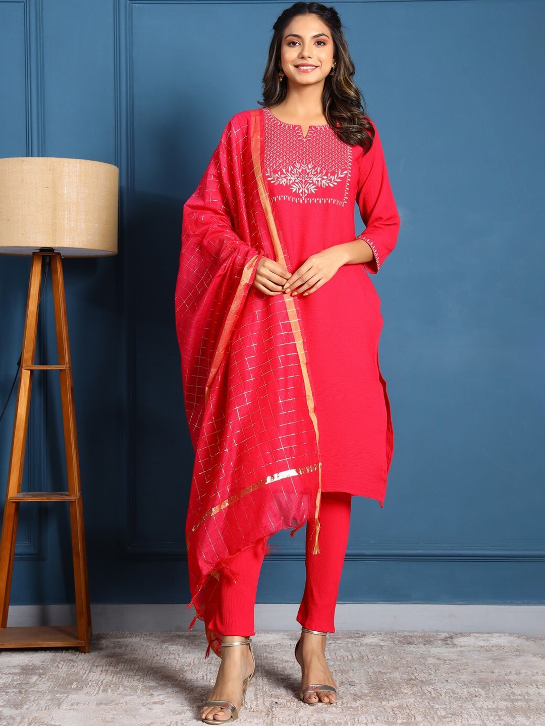 LABEL FLAVIA Yoke Design Embroidered Pure Cotton Straight Kurta With Trouser & Dupatta, Red
LABEL FLAVIA Yoke Design Embroidered Pure Cotton Straight Kurta With Trouser & Dupatta, Red