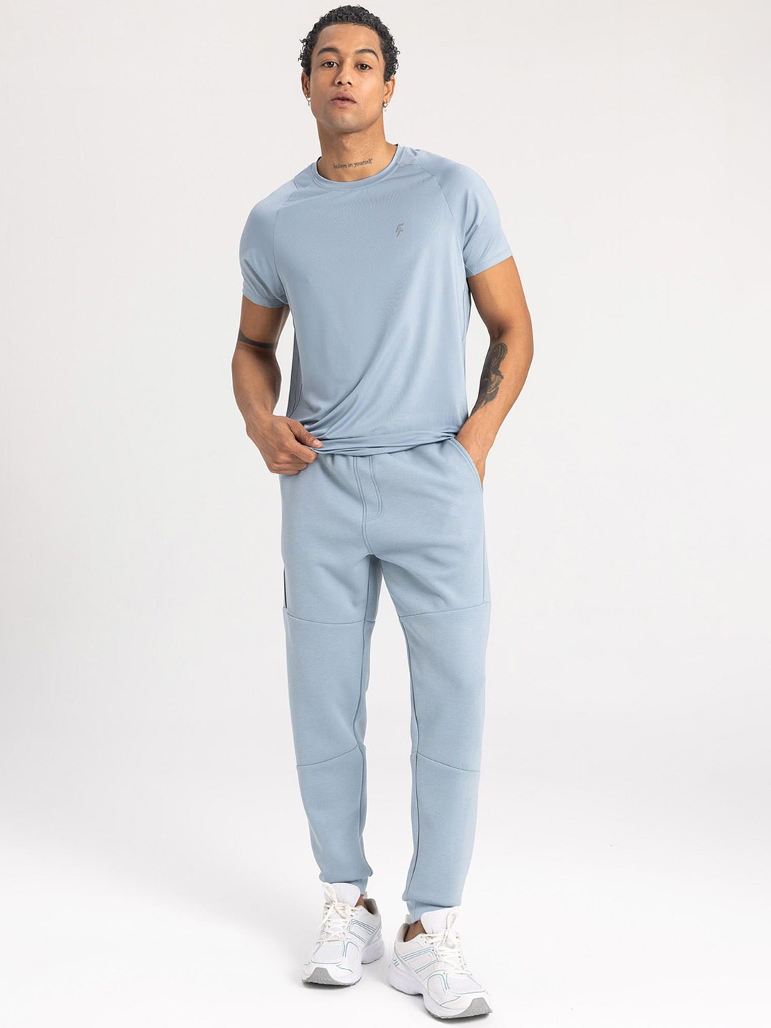 DeFacto Men Mid-Rise Joggers, Blue