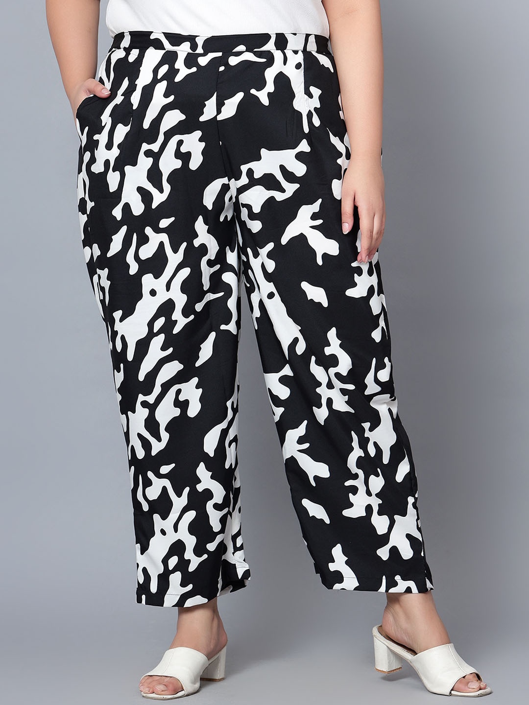 Indietoga Women Plus Size Abstract Printed Comfort Easy Wash Parallel Trousers, Black
Indietoga Women Plus Size Abstract Printed Comfort Easy Wash Parallel Trousers, Black