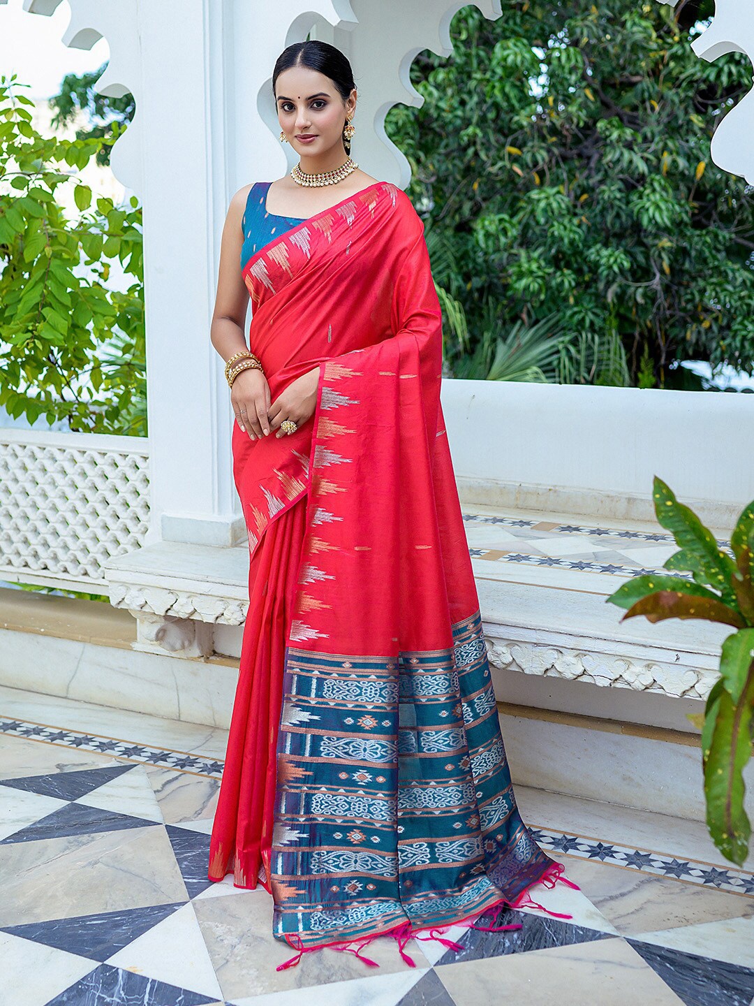 KARAGIRI Ethnic Motifs Zari Saree, Red