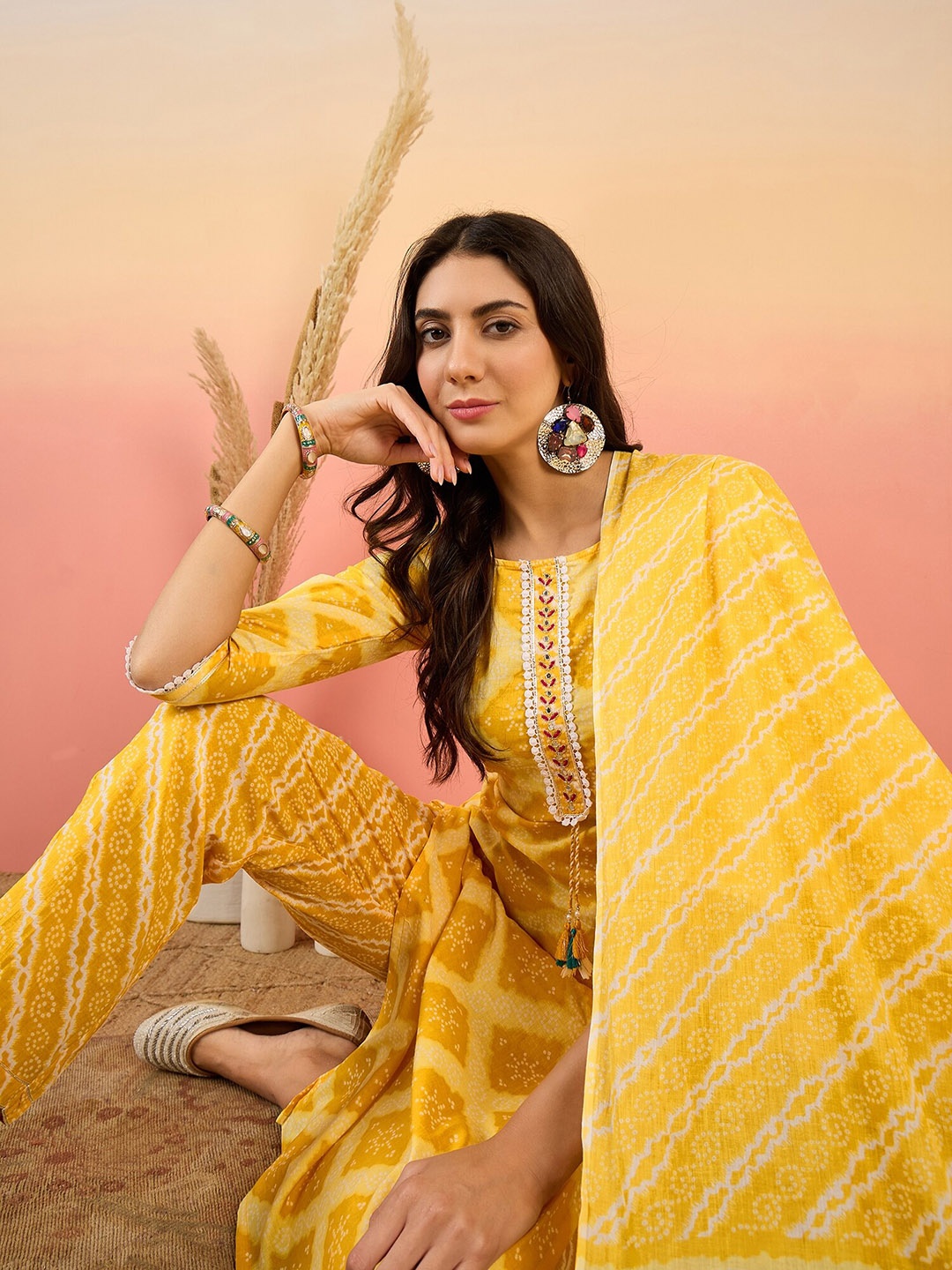 Sangria Ethnic Motifs Printed Thread Work Pure Cotton Kurta with Trousers & Dupatta, Yellow
Sangria Ethnic Motifs Printed Thread Work Pure Cotton Kurta with Trousers & Dupatta, Yellow