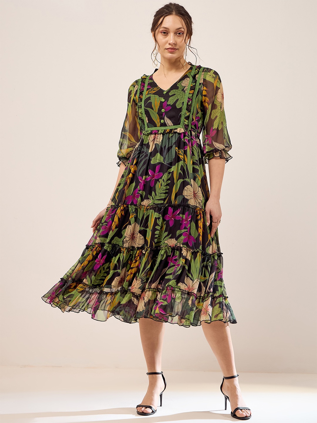 Antheaa Black & Green Floral Printed Puff Sleeves Gathered Tiered Fit & Flare Midi Dress
Antheaa Black & Green Floral Printed Puff Sleeves Gathered Tiered Fit & Flare Midi Dress