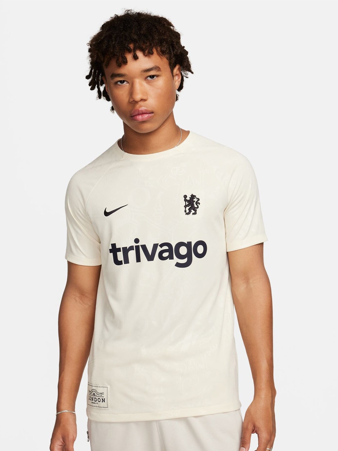 Nike Chelsea F.C. Academy Pro Men's Nike Dri-FIT Football Pre-Match Short-Sleeves T-shirt, Cream
Nike Chelsea F.C. Academy Pro Men's Nike Dri-FIT Football Pre-Match Short-Sleeves T-shirt, Cream