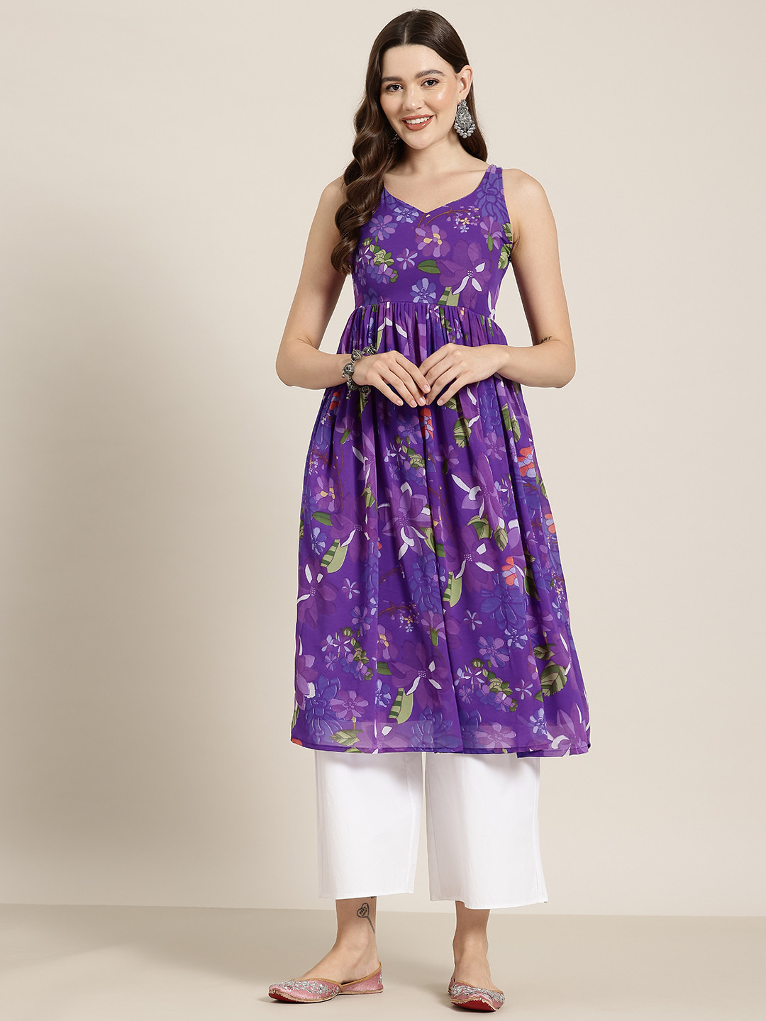 HERE&NOW Floral Printed Kurta, Purple
HERE&NOW Floral Printed Kurta, Purple