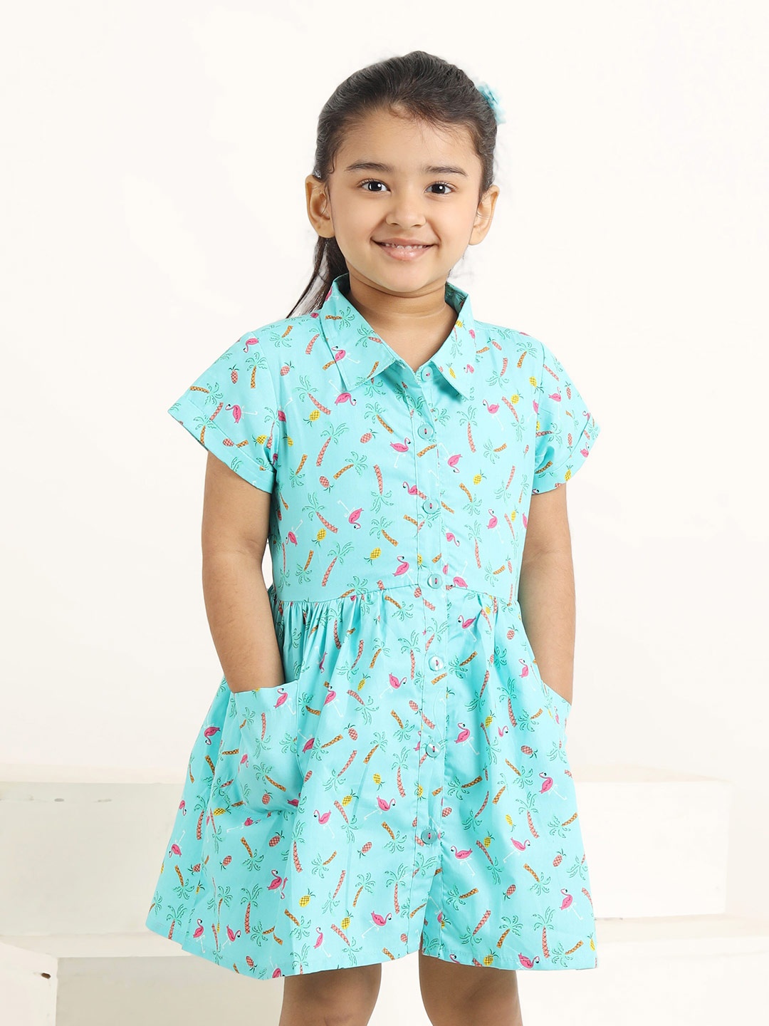 Campana Girls Printed Short Sleeves Cotton Knee Length Fit and Flare Dress, Turquoise blue
Campana Girls Printed Short Sleeves Cotton Knee Length Fit and Flare Dress, Turquoise blue