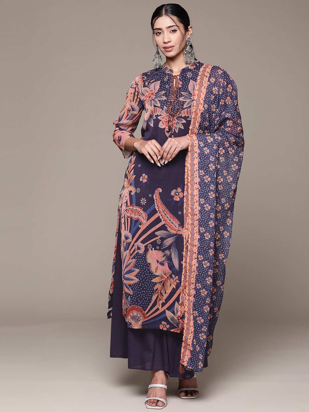 aarke Ritu Kumar Women Floral Printed Regular Kurta with Palazzos & With Dupatta, Navy blue
aarke Ritu Kumar Women Floral Printed Regular Kurta with Palazzos & With Dupatta, Navy blue
