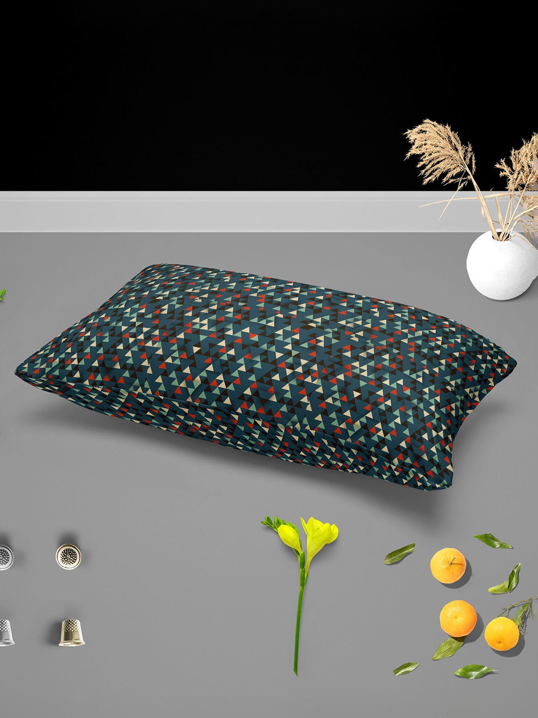 ArtzFolio Green & Red 2 Pieces Geometric Printed Velvet Rectangle Pillow Covers
ArtzFolio Green & Red 2 Pieces Geometric Printed Velvet Rectangle Pillow Covers