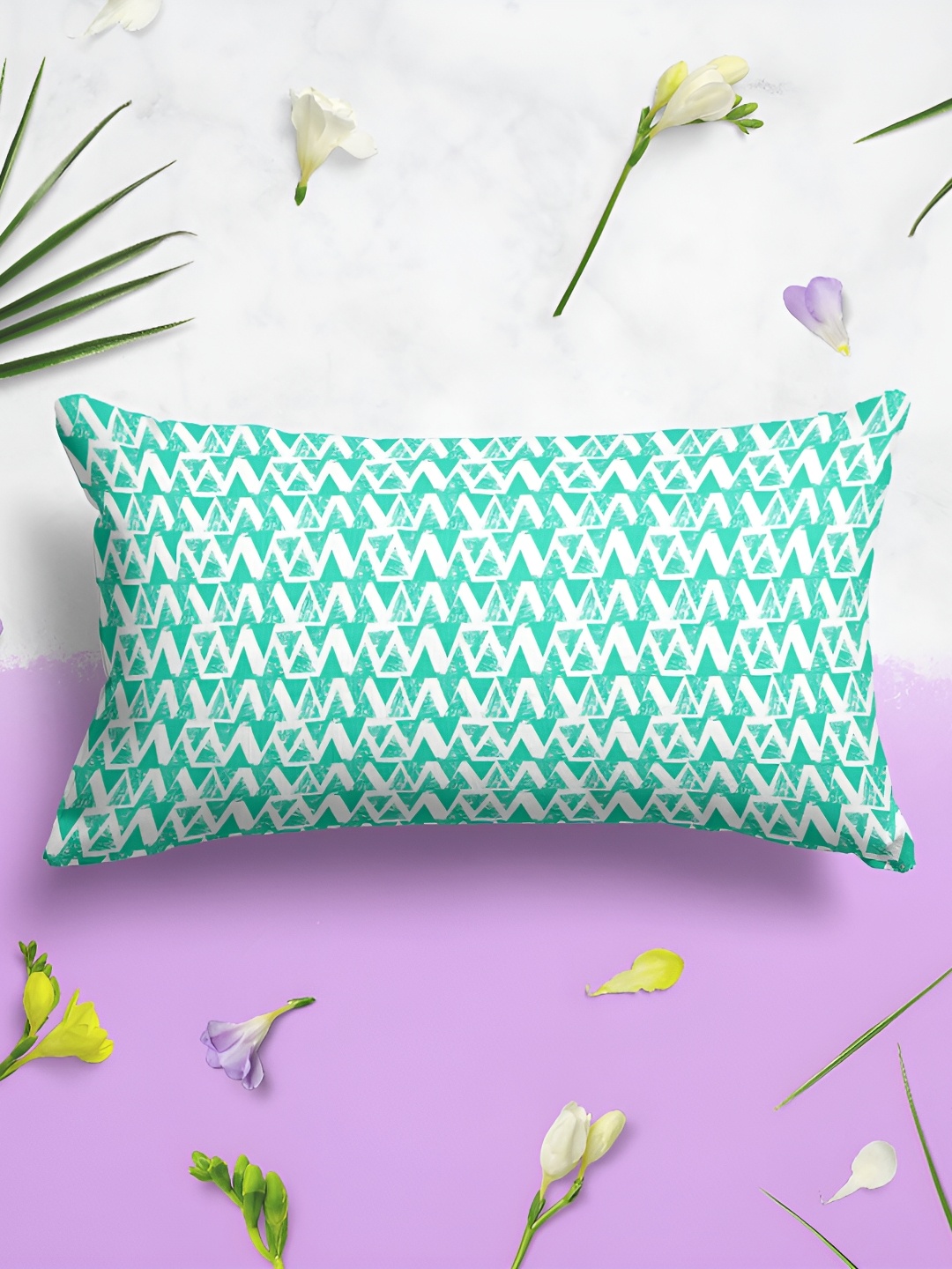 ArtzFolio White & Green 2 Pieces Geometric Printed Rectangle Velvet Pillow Covers
ArtzFolio White & Green 2 Pieces Geometric Printed Rectangle Velvet Pillow Covers